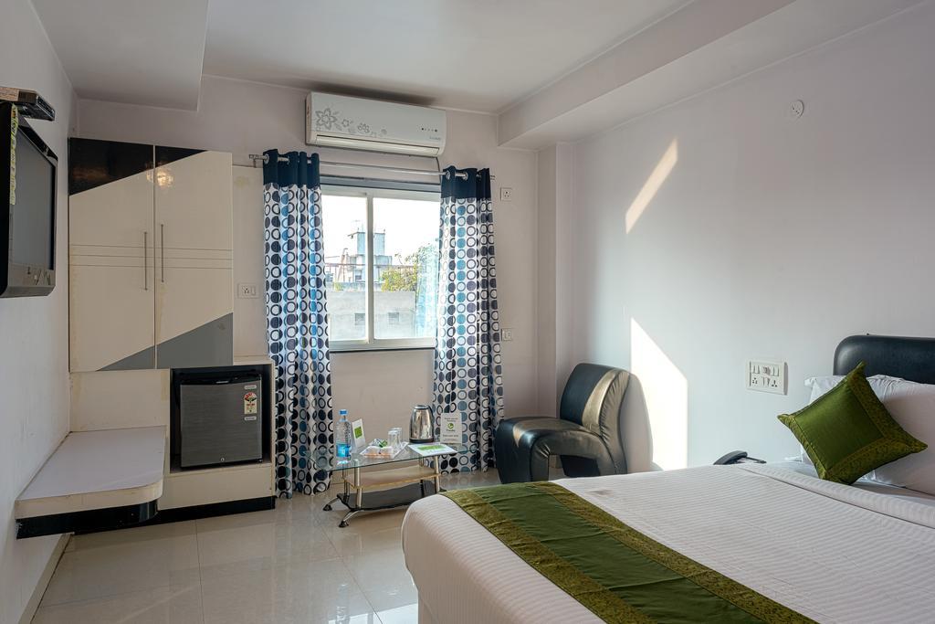 Arihant Hotel Hyderabad Ngoại thất bức ảnh
