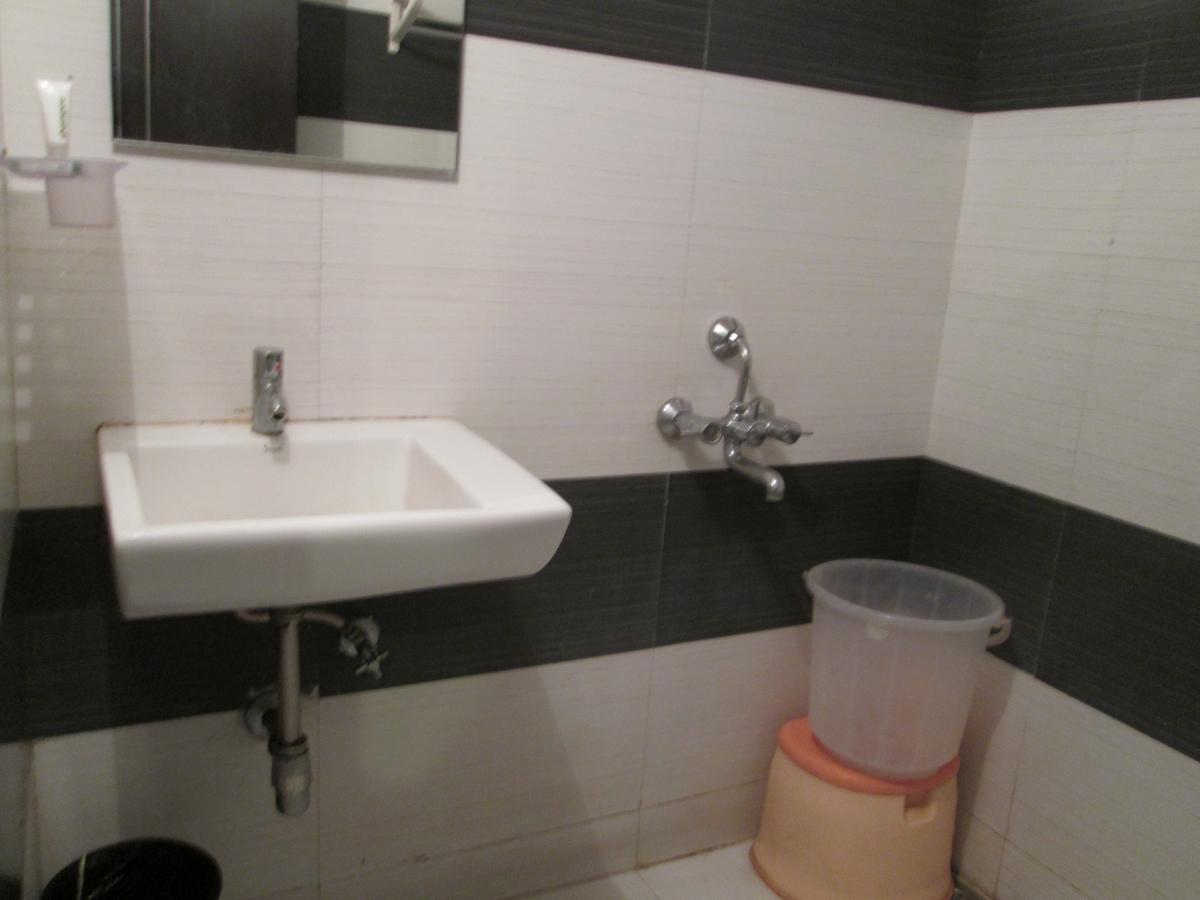 Arihant Hotel Hyderabad Ngoại thất bức ảnh